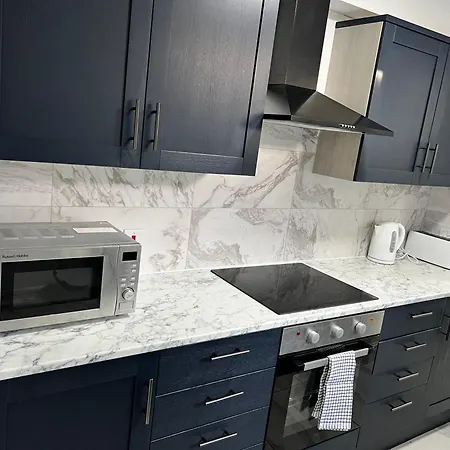 Villa Stunning 3 Bed 2Bath House W/Parking Reading Exterior foto